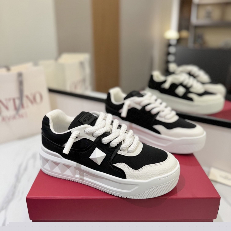 Valentino Sneakers